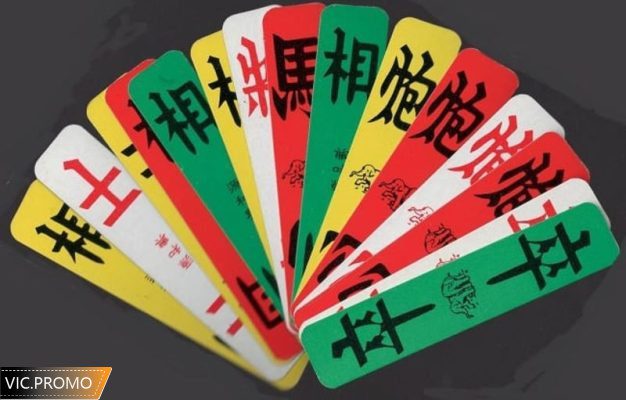 tải bài tứ sắc với bộ bài gồm 7 quân chủ lực