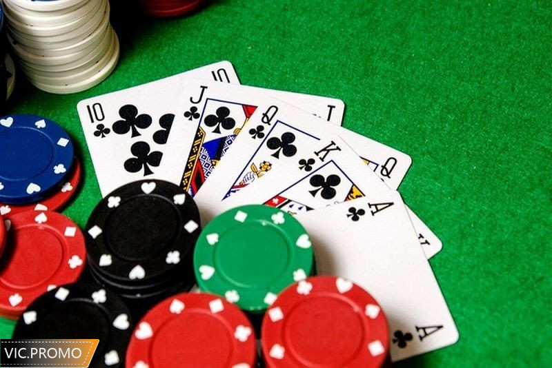 Vận dụng nguyên tắc 3 và 6 trong Poker Short Deck